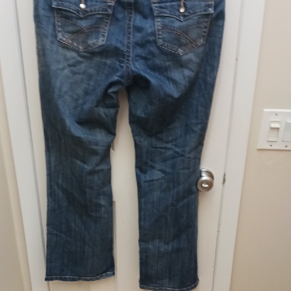 INC International Concepts Women's Classic Blue Straight Leg Jeans - Picture 11 of 13